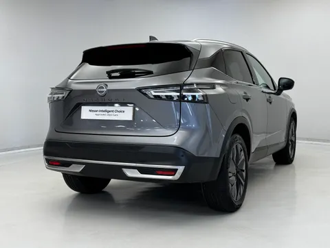 OW74DHV Nissan Qashqai 1.3 DiG-T MH Tekna 5dr Thumbnail #7