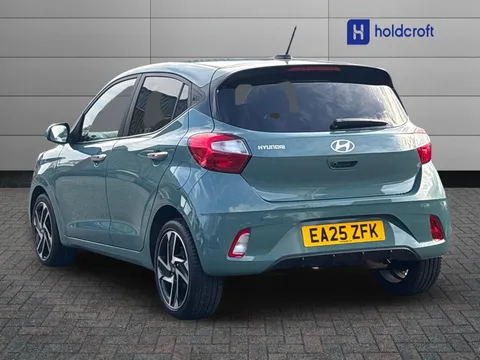 EA25ZFK Hyundai i10 1.0 [63] Premium 5dr Auto [Nav] Thumbnail #4