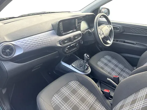 EA25ZFK Hyundai i10 1.0 [63] Premium 5dr Auto [Nav] Thumbnail #5