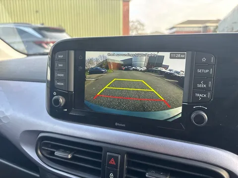 EA25ZFK Hyundai i10 1.0 [63] Premium 5dr Auto [Nav] Thumbnail #17