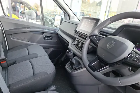 DL75WDE Renault Trafic SL30 Blue dCi 130 Advance [Safety] Van Thumbnail #12