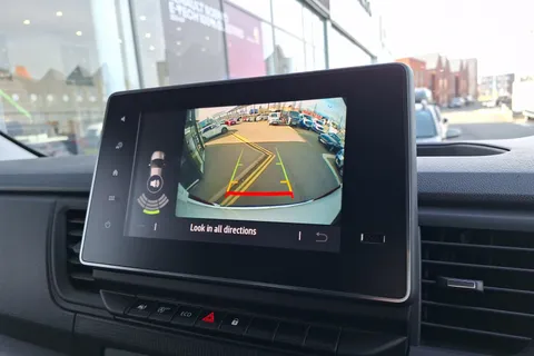 DL75WDE Renault Trafic SL30 Blue dCi 130 Advance [Safety] Van Thumbnail #18