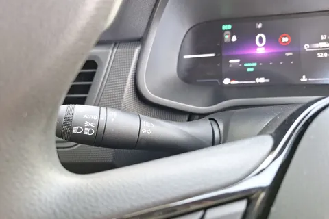 DL75WDE Renault Trafic SL30 Blue dCi 130 Advance [Safety] Van Thumbnail #24