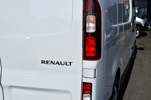 DL75WDE Renault Trafic SL30 Blue dCi 130 Advance [Safety] Van Thumbnail #31