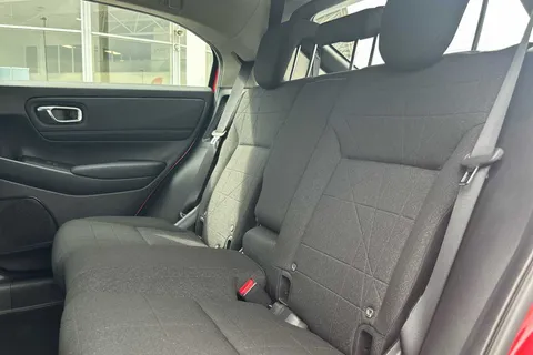 LL22HXV Honda Hr-V 1.5 eHEV Elegance 5dr CVT Thumbnail #10