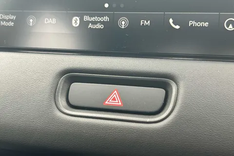 LL22HXV Honda Hr-V 1.5 eHEV Elegance 5dr CVT Thumbnail #19