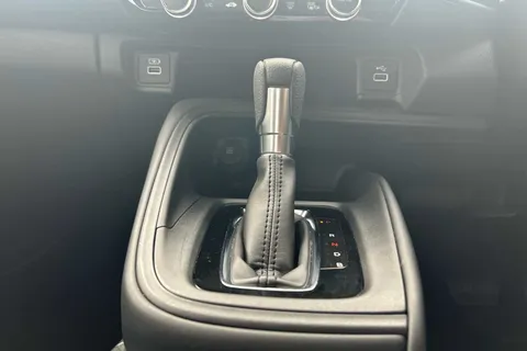 LL22HXV Honda Hr-V 1.5 eHEV Elegance 5dr CVT Thumbnail #24