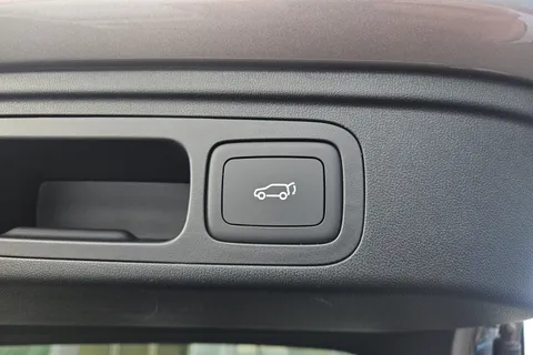 LA74HLJ Mg Motor Uk Hs 1.5 T-GDI Trophy 5dr Thumbnail #17