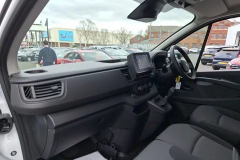 DL75WDJ Renault Trafic LL30 Blue dCi 130 Advance [Safety] Van Thumbnail #10