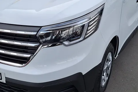 DL75WDJ Renault Trafic LL30 Blue dCi 130 Advance [Safety] Van Thumbnail #29