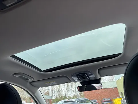 LJ74GKM Hyundai Kona 1.6 Hybrid 129 Ultimate 5dr DCT Thumbnail #17