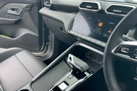 LE74NHX Mg Motor Uk Zs 1.5 Hybrid+ Trophy 5dr Auto Thumbnail #13