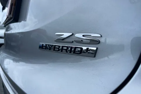 LE74NHX Mg Motor Uk Zs 1.5 Hybrid+ Trophy 5dr Auto Thumbnail #14