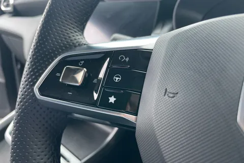 LE74NHX Mg Motor Uk Zs 1.5 Hybrid+ Trophy 5dr Auto Thumbnail #19