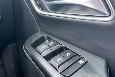 LE74NHX Mg Motor Uk Zs 1.5 Hybrid+ Trophy 5dr Auto Thumbnail #21