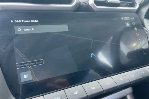 LE74NHX Mg Motor Uk Zs 1.5 Hybrid+ Trophy 5dr Auto Thumbnail #23