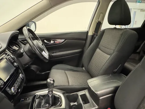 DC21GKE Nissan X-Trail 1.7 dCi N-Connecta 5dr [7 Seat] Thumbnail #17