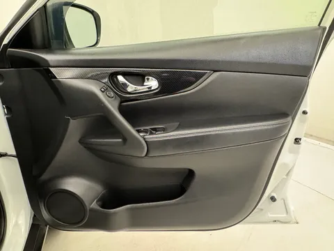 DC21GKE Nissan X-Trail 1.7 dCi N-Connecta 5dr [7 Seat] Thumbnail #24