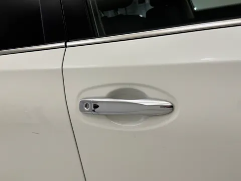 DC21GKE Nissan X-Trail 1.7 dCi N-Connecta 5dr [7 Seat] Thumbnail #32