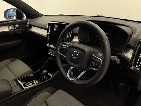 NL73XJN Volvo XC40 2.0 B3P Plus Dark 5dr Auto Thumbnail #22