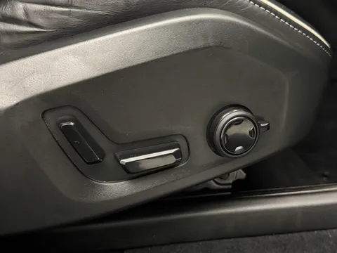 GD21WRU Volvo XC90 2.0 B5D [235] R DESIGN Pro 5dr AWD Geartronic Thumbnail #22