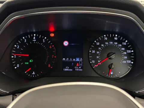 DV22JZD Renault Captur 1.0 TCE 90 Iconic Edition 5dr Thumbnail #28