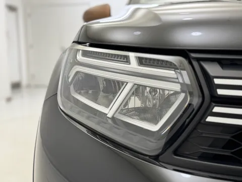 DY73OAG Dacia Duster 1.3 TCe 150 Extreme 5dr EDC Thumbnail #32