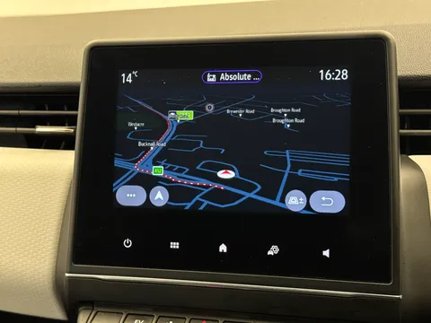 YE72XBA Renault Clio 1.6 E-TECH full hybrid 145 Techno 5dr Auto Thumbnail #23