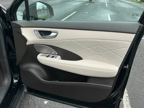 DC75FRZ Mg Motor Uk MGS6 266kW Trophy EV Dual Motor 77kWh 5dr Auto Thumbnail #15