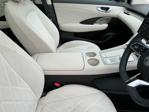 DC75FRZ Mg Motor Uk MGS6 266kW Trophy EV Dual Motor 77kWh 5dr Auto Thumbnail #28