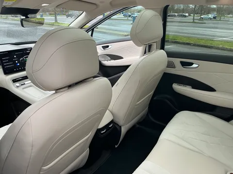 DC75FRZ Mg Motor Uk MGS6 266kW Trophy EV Dual Motor 77kWh 5dr Auto Thumbnail #37