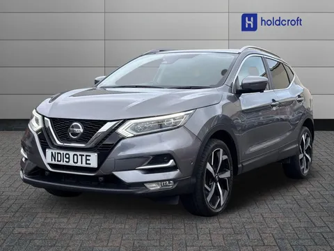 ND19OTE Nissan Qashqai 1.3 DiG-T Tekna 5dr Thumbnail #7