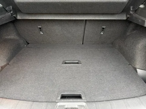 ND19OTE Nissan Qashqai 1.3 DiG-T Tekna 5dr Thumbnail #19