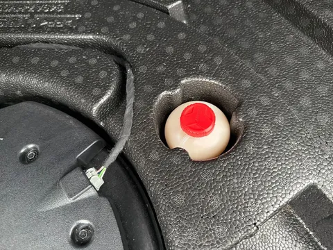 ND19OTE Nissan Qashqai 1.3 DiG-T Tekna 5dr Thumbnail #20