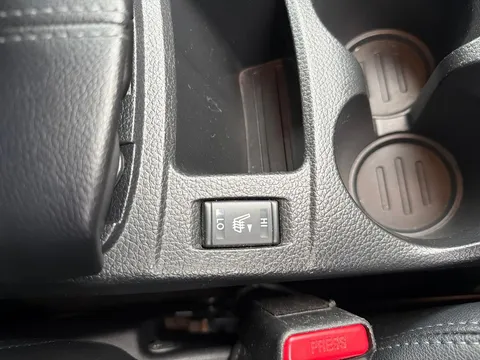 ND19OTE Nissan Qashqai 1.3 DiG-T Tekna 5dr Thumbnail #24