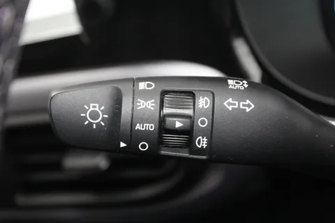 EX25BRV Hyundai i10 1.0 [63] Premium 5dr Auto [Nav] Thumbnail #21