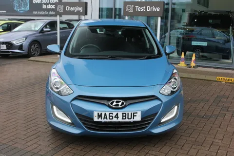 MA64BUF Hyundai i30 1.4 Classic 5dr Thumbnail #2