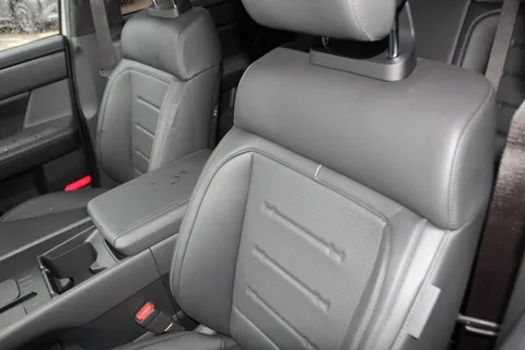 MC75SUF Hyundai Santa Fe 1.6 TGDi Plug-in Hybrid Calligraphy 5dr 4WD Auto Thumbnail #7