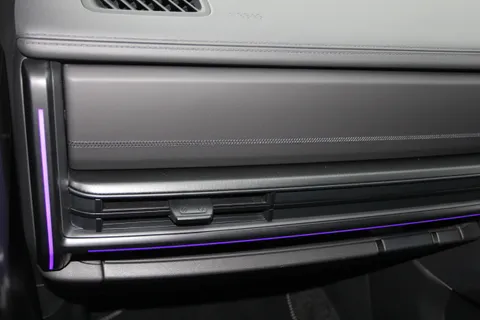 MC75SUF Hyundai Santa Fe 1.6 TGDi Plug-in Hybrid Calligraphy 5dr 4WD Auto Thumbnail #9