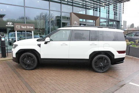 MC75SUF Hyundai Santa Fe 1.6 TGDi Plug-in Hybrid Calligraphy 5dr 4WD Auto Thumbnail #38