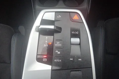 DF23BJU BMW 2 Series 220i MHT M Sport 5dr DCT [Tech Plus Pack] Thumbnail #21