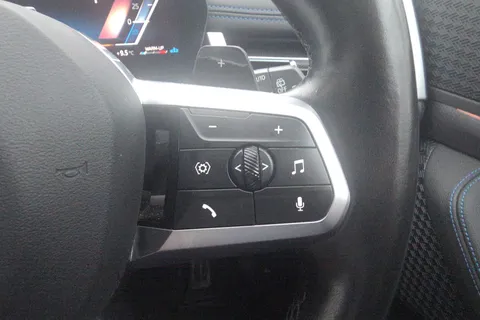 DF23BJU BMW 2 Series 220i MHT M Sport 5dr DCT [Tech Plus Pack] Thumbnail #25