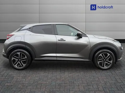 LR25YJA Nissan Juke 1.0 DiG-T N-Connecta 5dr Thumbnail #3