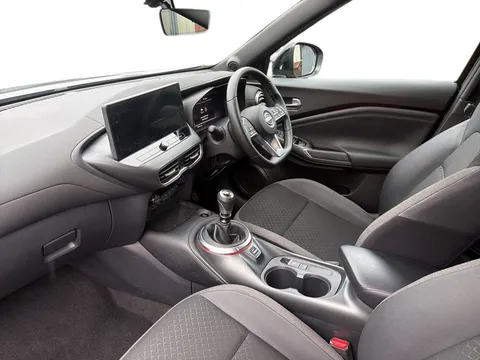 LR25YJA Nissan Juke 1.0 DiG-T N-Connecta 5dr Thumbnail #11