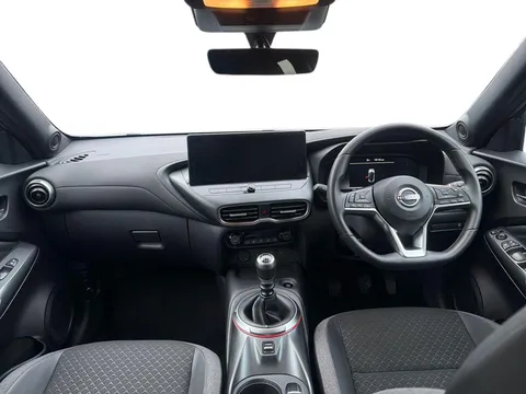 LR25YJA Nissan Juke 1.0 DiG-T N-Connecta 5dr Thumbnail #12
