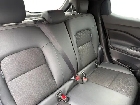 LR25YJA Nissan Juke 1.0 DiG-T N-Connecta 5dr Thumbnail #16