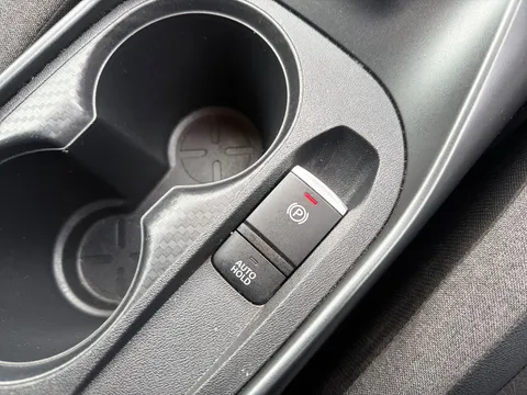 LR25YJA Nissan Juke 1.0 DiG-T N-Connecta 5dr Thumbnail #26