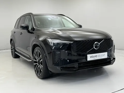 DU75XOO Volvo XC90 2.0 B5P Ultra Dark 5dr AWD Geartronic Thumbnail #1