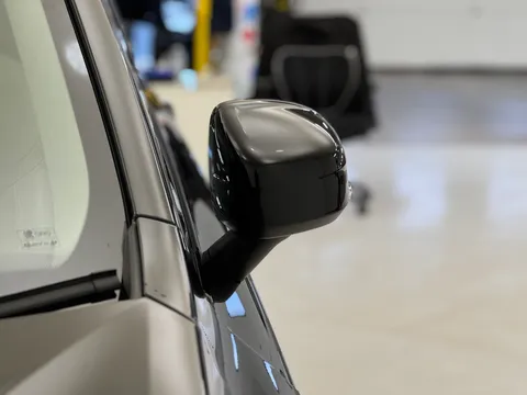 DU75XOO Volvo XC90 2.0 B5P Ultra Dark 5dr AWD Geartronic Thumbnail #41