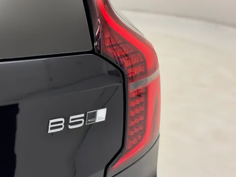 DU75XOO Volvo XC90 2.0 B5P Ultra Dark 5dr AWD Geartronic Thumbnail #43